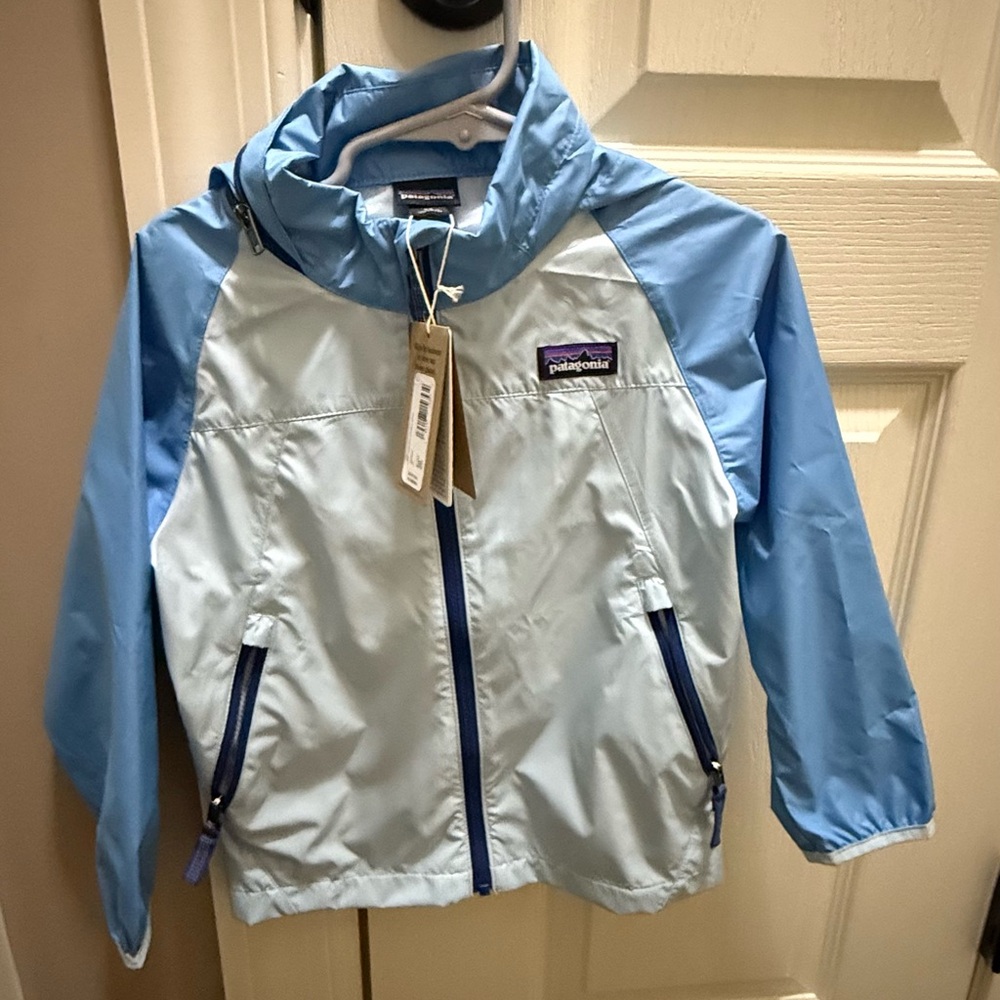 Patagonia Kids Light Blue Raincoat NWT